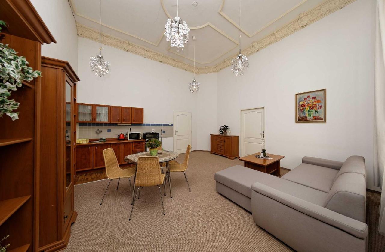 Apartments U Cisare Прага Екстер'єр фото