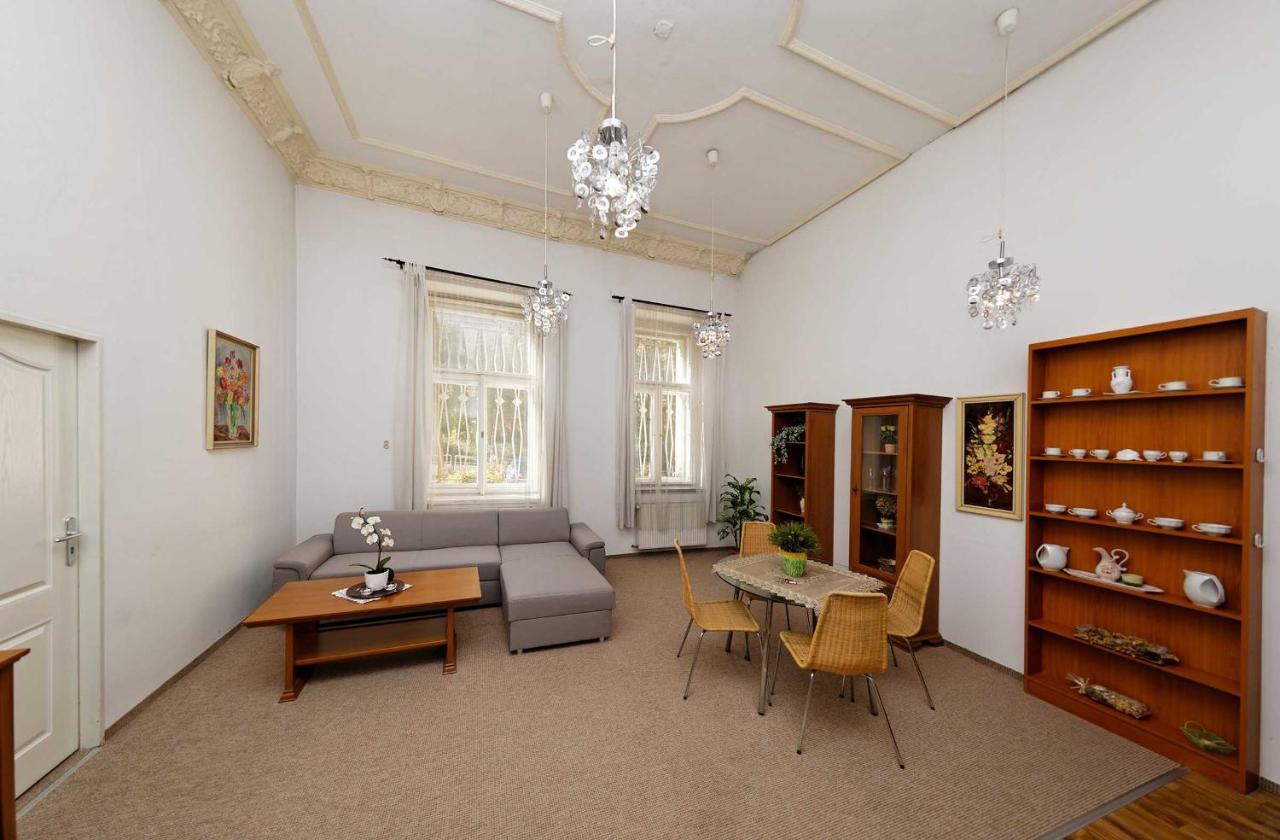 Apartments U Cisare Прага Екстер'єр фото