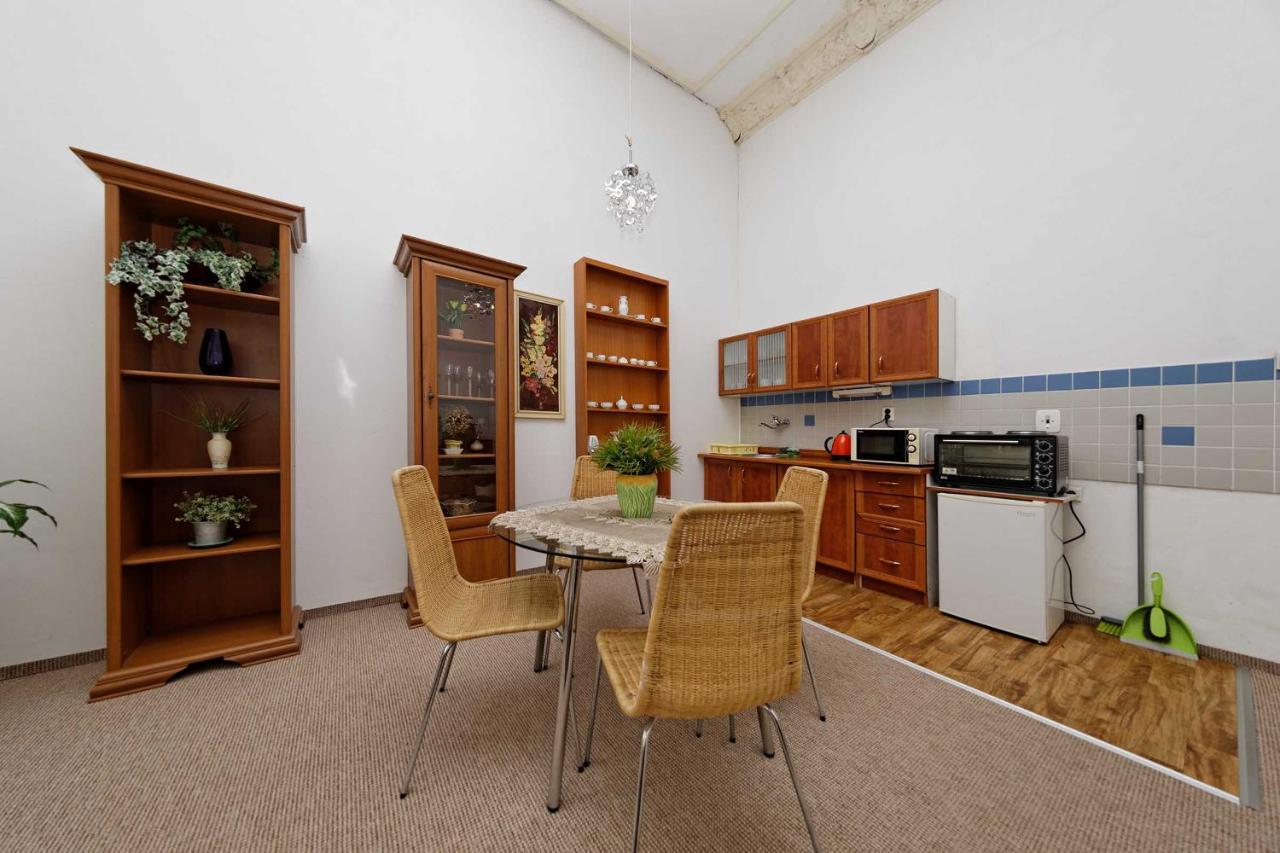 Apartments U Cisare Прага Екстер'єр фото
